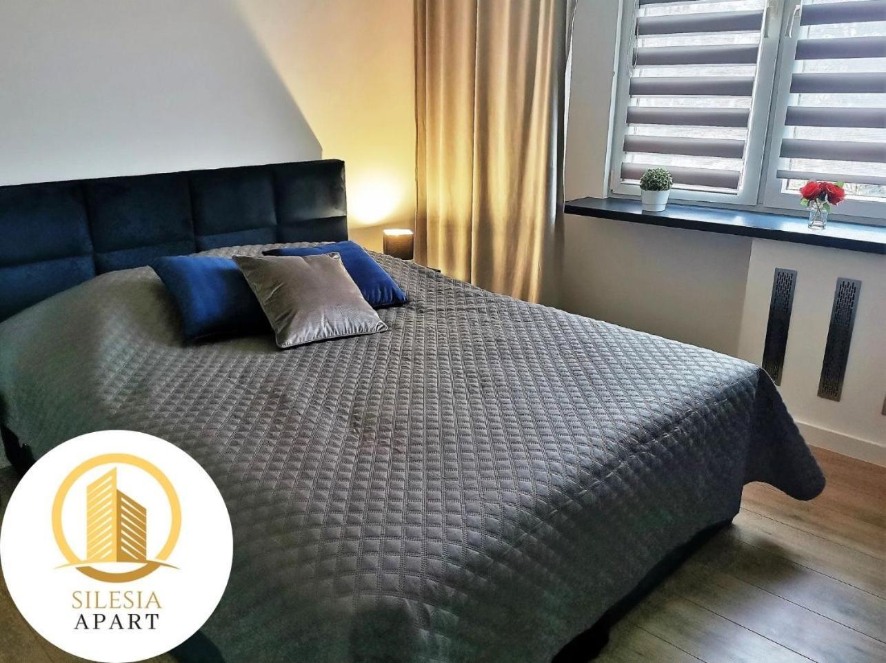 Apartament Granatowy Tychy Dış mekan fotoğraf
